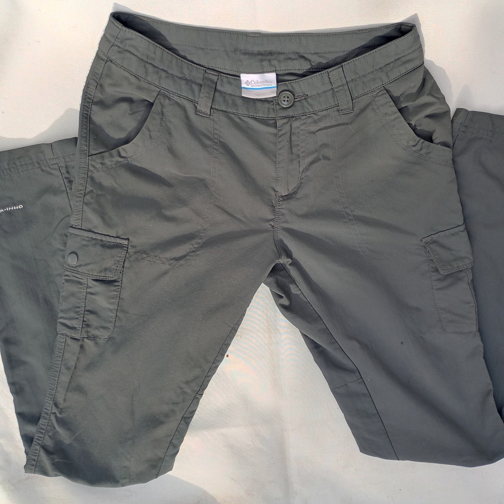 Columbia Women's Cloverdale Grey Hiking Outdoor Trail Pants 2 Short